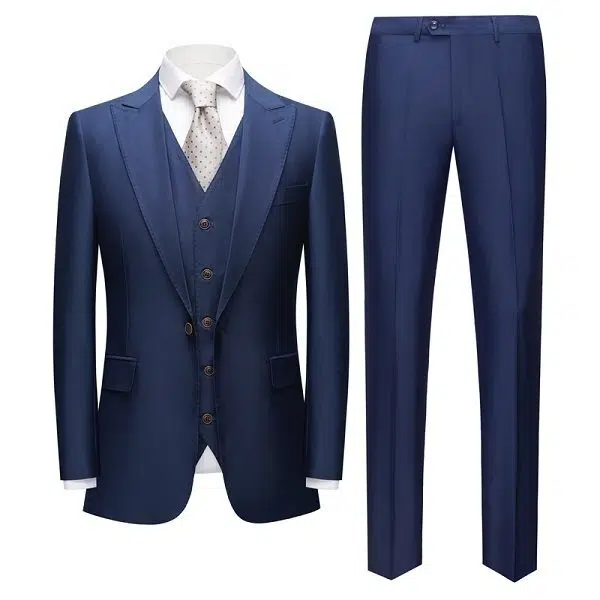 Costume de marié chic